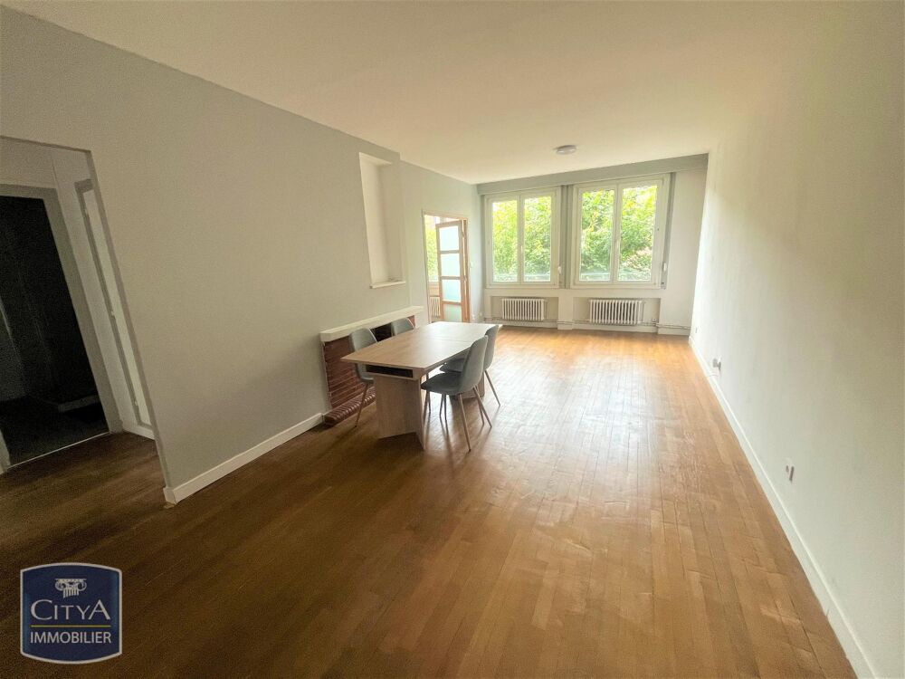 À LOUER ! Découvrez cet appartement meublé et rénové de ....