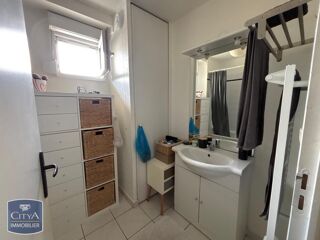 Appartement à louer 3 pièces 66 m²