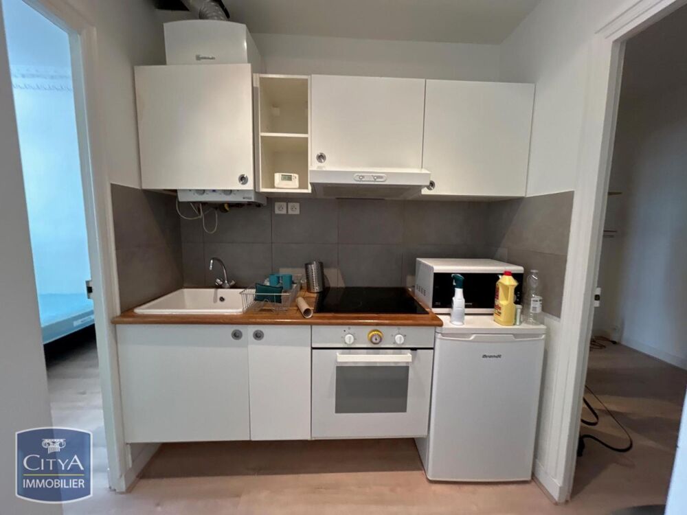 location Appartement - 2 pièce(s) - 42 m² Paris 18