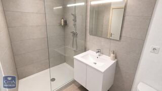  Appartement à louer 2 pièces 38 m²