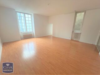  Appartement à louer 4 pièces 95 m²