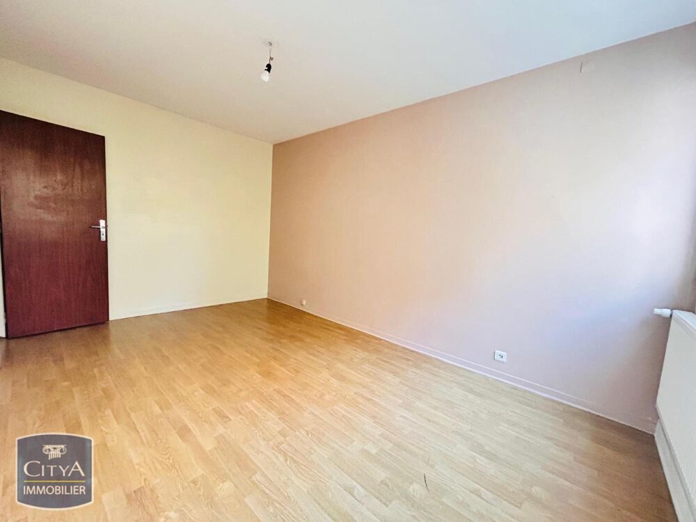 EXCLUSIVITÉ - GRAND APPARTEMENT 4 PIÈCES À louer : décou....