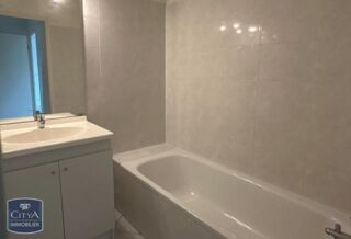  Appartement à louer 3 pièces 70 m²