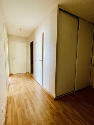  Appartement � vendre 4 pi�ces 82 m�