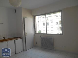 location Appartement - 1 pièce(s) - 21 m² Lyon 6
