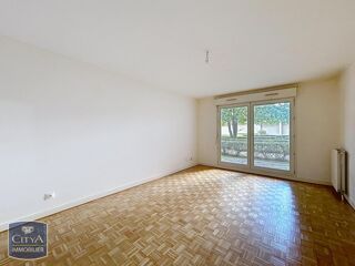  Appartement à louer 2 pièces 52 m²