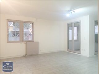 Appartement à louer 3 pièces 70 m²