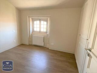 Appartement à louer 3 pièces 87 m²