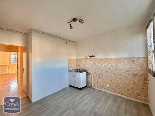  Appartement à louer 1 pièce 50 m²