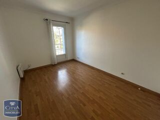  Appartement à louer 2 pièces 56 m²