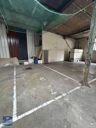  Parking / Garage � louer 