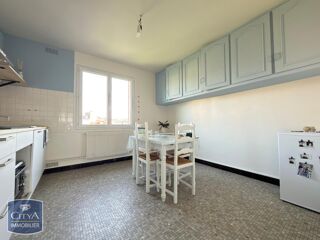  Appartement à louer 3 pièces 74 m²