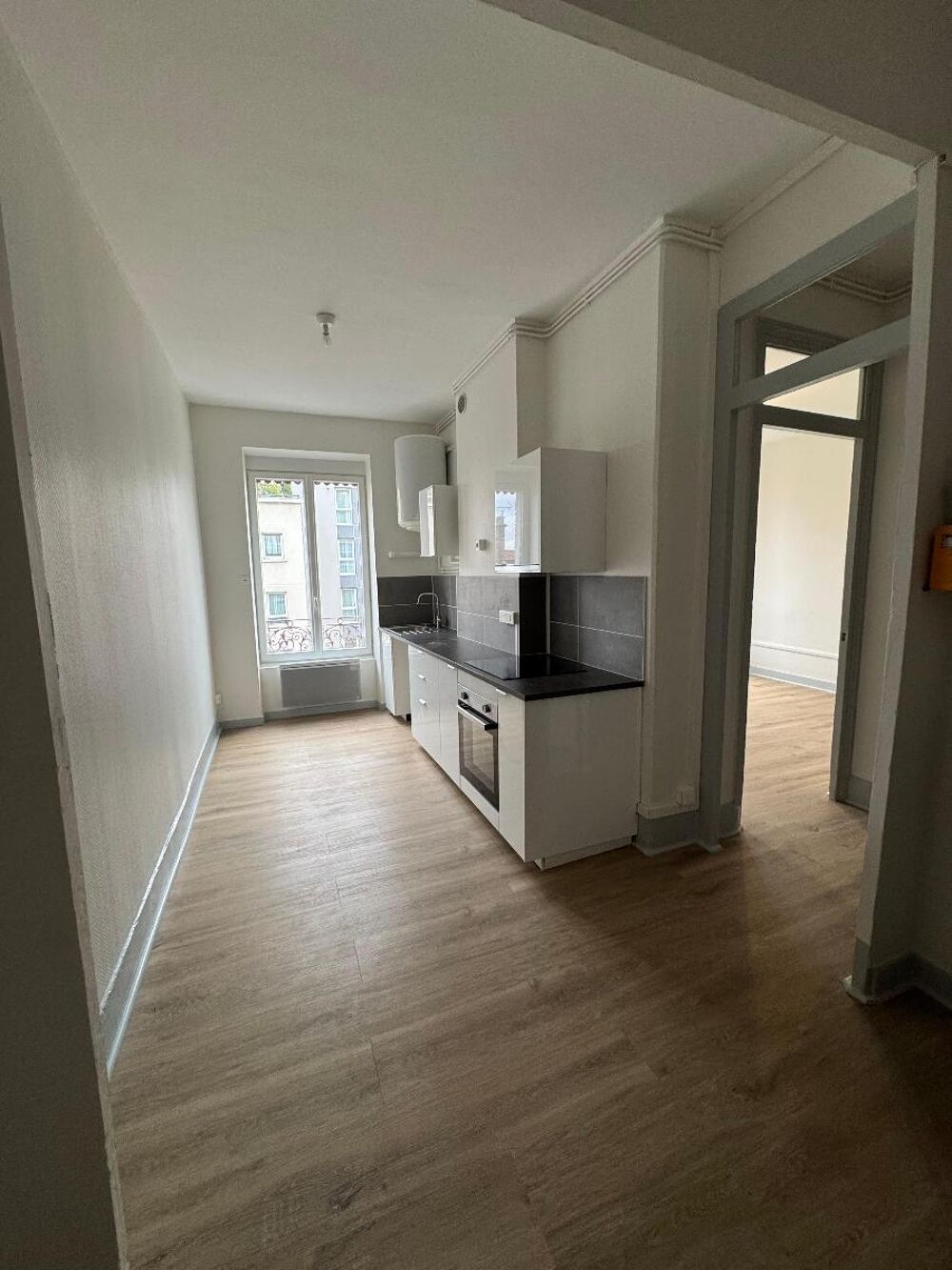 VILLEURBANNE GRANDCLEMENT - APPARTEMENT T1 DE 35 M² RENO....