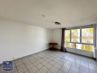  Appartement à louer 1 pièce 28 m²