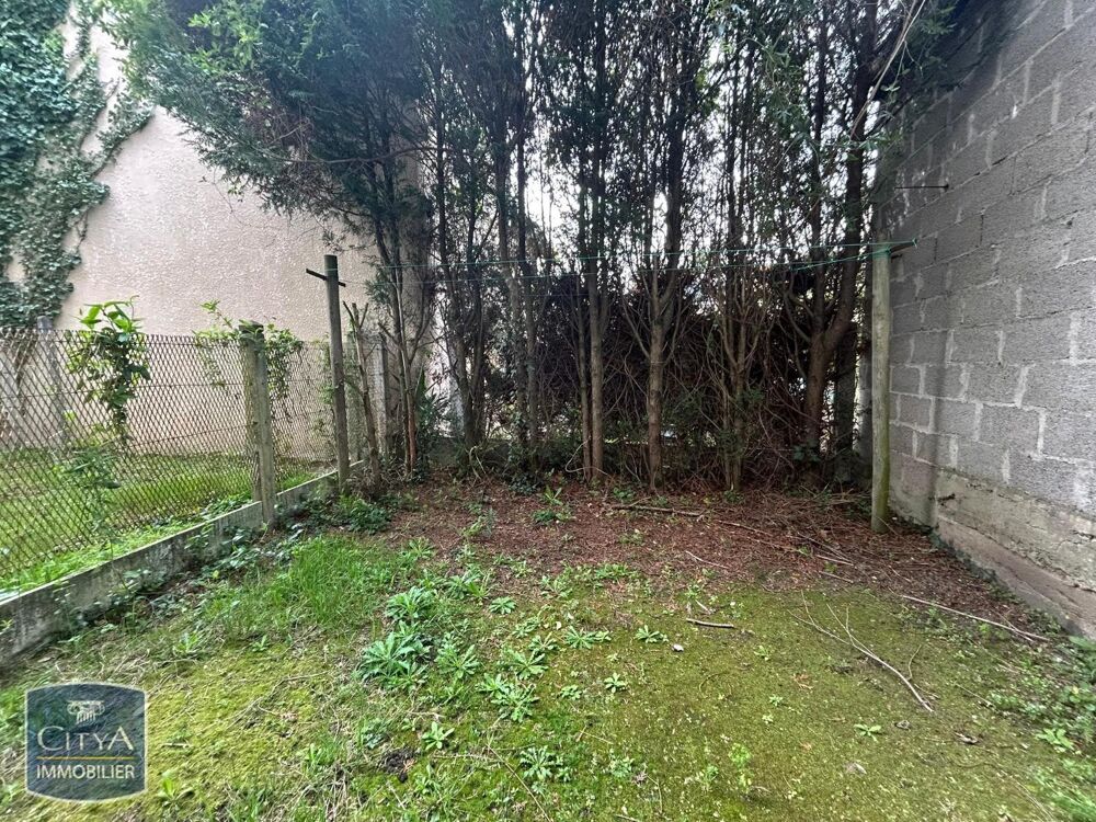 À LOUER : Appartement ancien T3 situé à Brive la Gaillar....