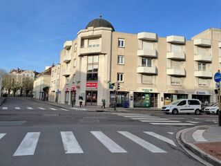  Parking / Garage � louer 