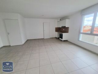  Appartement à louer 3 pièces 61 m²
