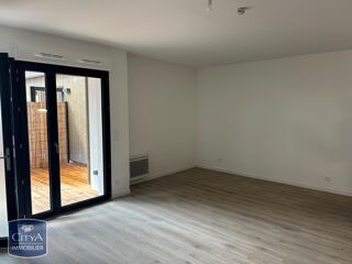  Appartement à louer 1 pièce 38 m²