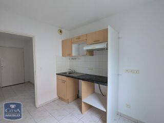  Appartement à louer 3 pièces 66 m²