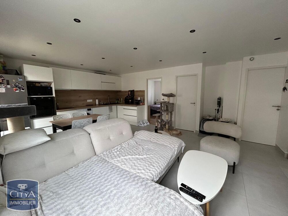 À LOUER : Charmant appartement rénové T3 situé au coeur d....