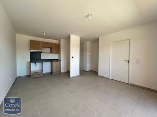  Appartement à louer 2 pièces 43 m²