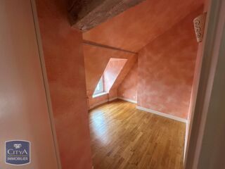  Appartement à louer 4 pièces 88 m²