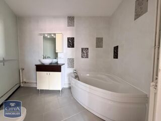  Appartement à louer 2 pièces 49 m²