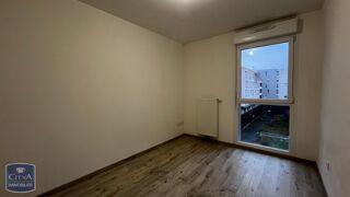  Appartement à louer 3 pièces 66 m²