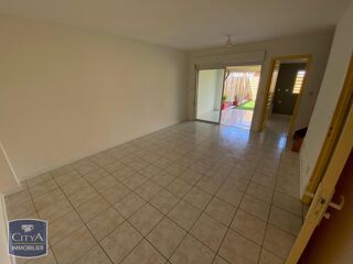  Appartement à louer 2 pièces 50 m²