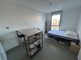  Appartement à louer 1 pièce 19 m²