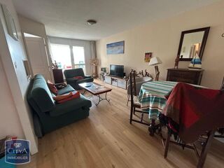  Appartement à louer 5 pièces 102 m²