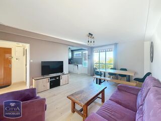 Appartement à louer 4 pièces 70 m²