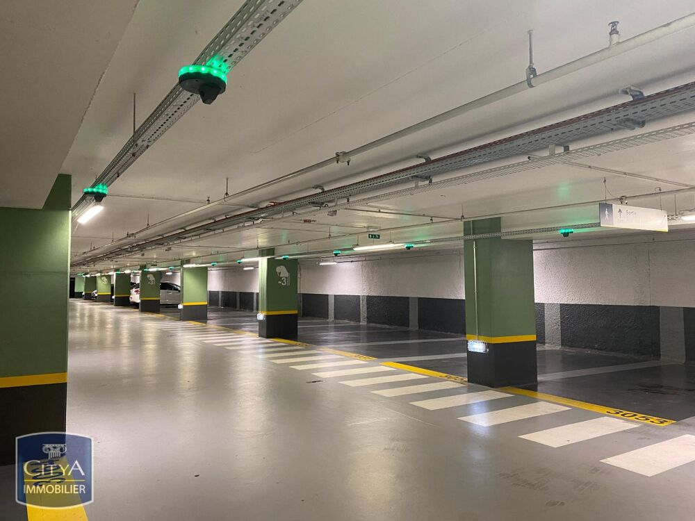 location Parking / Garage - 10 m² Fontainebleau (77300)