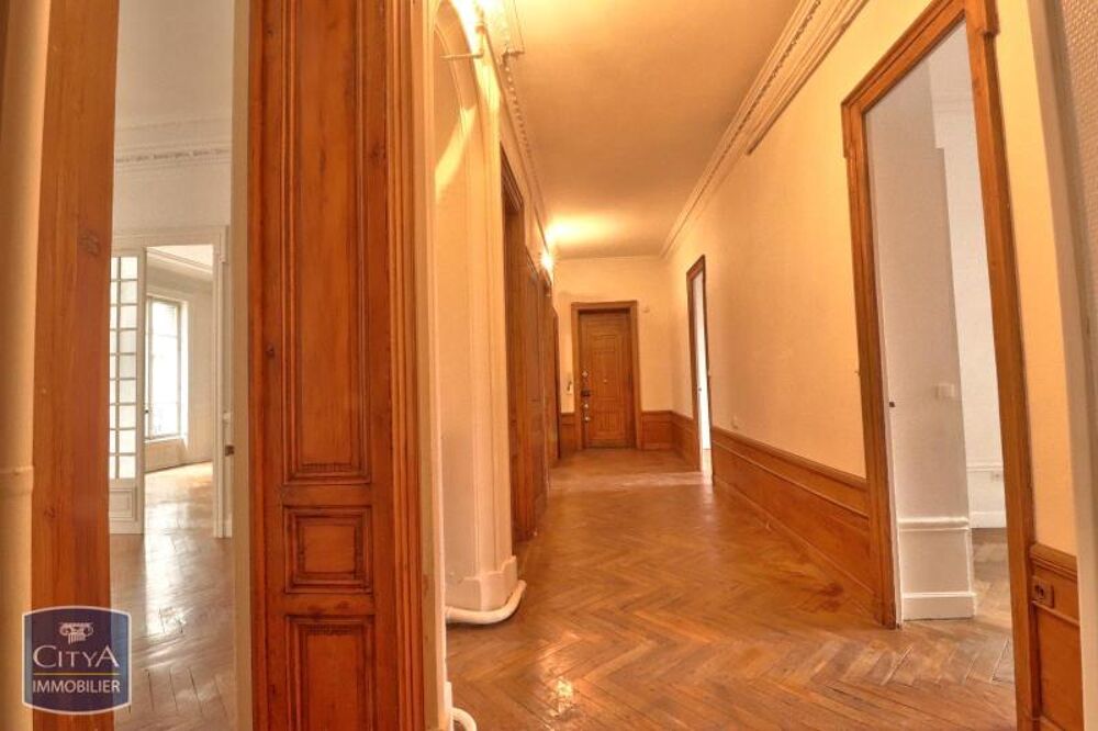 location Appartement - 5 pièce(s) - 206 m² Saint-Étienne (42000)
