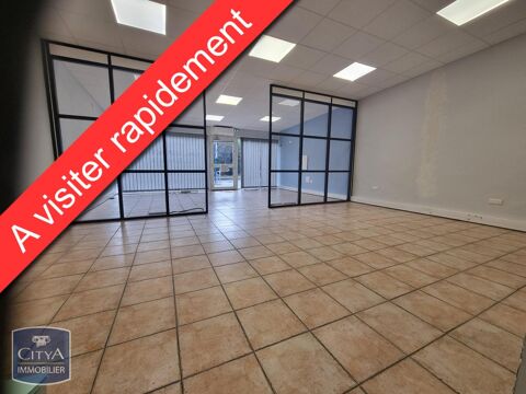 Cavalaire, rare sur le secteur, superbe local commerc... 2250 83240 Cavalaire sur mer