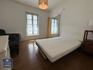  Appartement à louer 2 pièces 33 m²