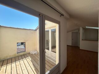  Appartement à louer 3 pièces 46 m²