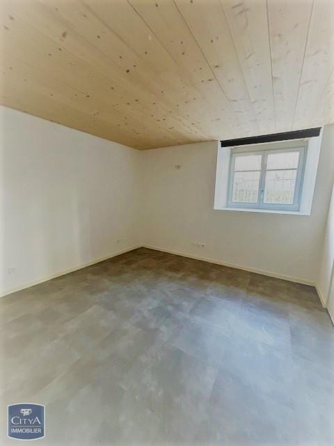  Appartement � louer 4 pi�ces 83 m�