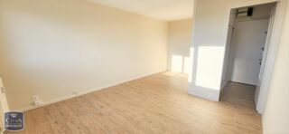  Appartement à louer 1 pièce 32 m²