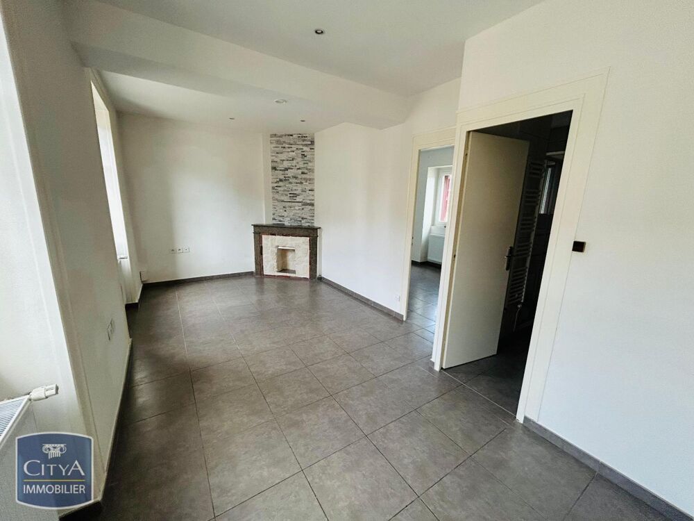 A LOUER à Rive de Gier, cet appartement de type T3 est u....