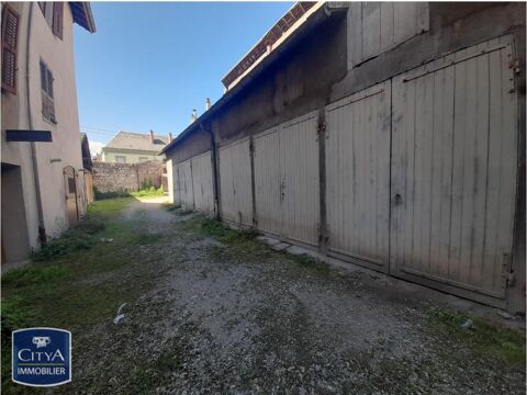  Parking / Garage � louer 