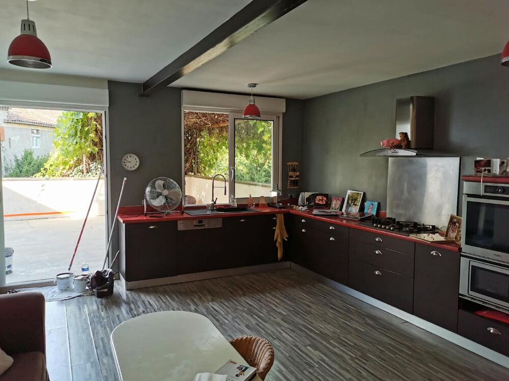 vente Appartement - 4 pièce(s) - 119 m² Villeneuve-de-Berg (07170)