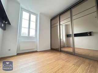  Appartement à louer 2 pièces 37 m²