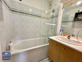  Appartement à louer 2 pièces 40 m²