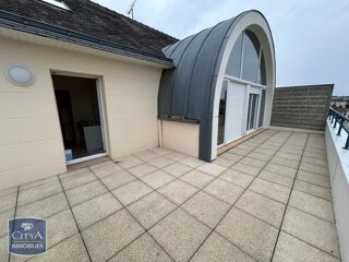  Appartement à louer 3 pièces 65 m²