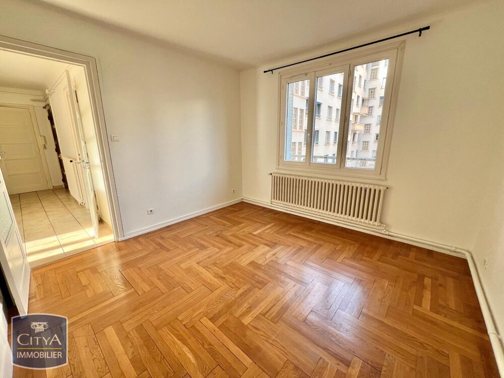 location Appartement - 3 pièce(s) - 61 m² Lyon 7