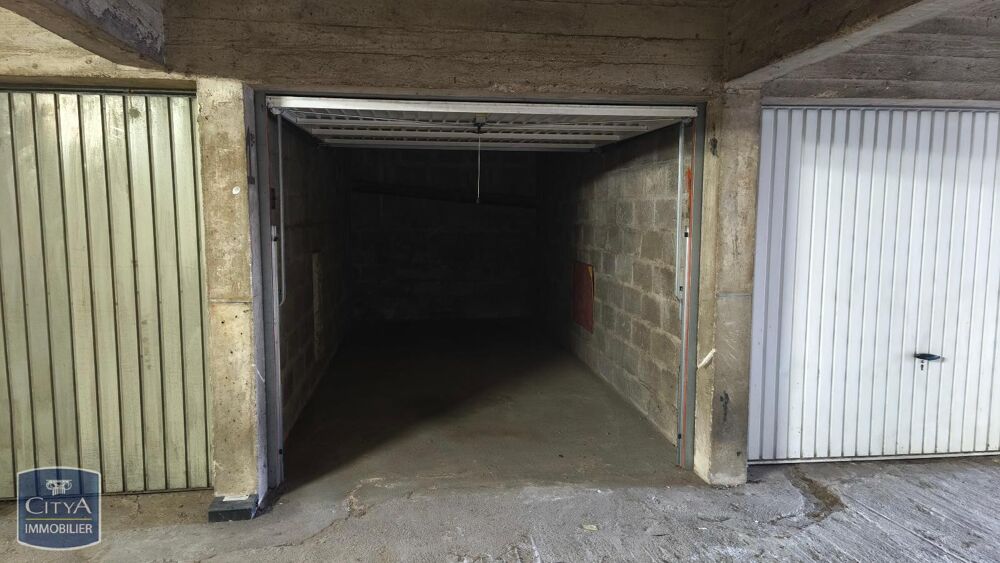 location Parking / Garage - 12 m² Antony (92160)