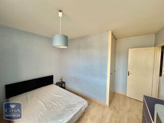  Appartement à louer 2 pièces 33 m²