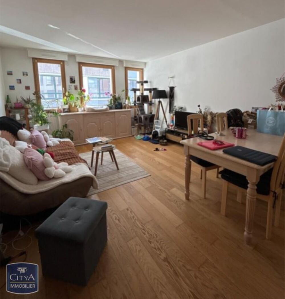 À LOUER : Charmant appartement T2 situé au coeur d'Arras,....
