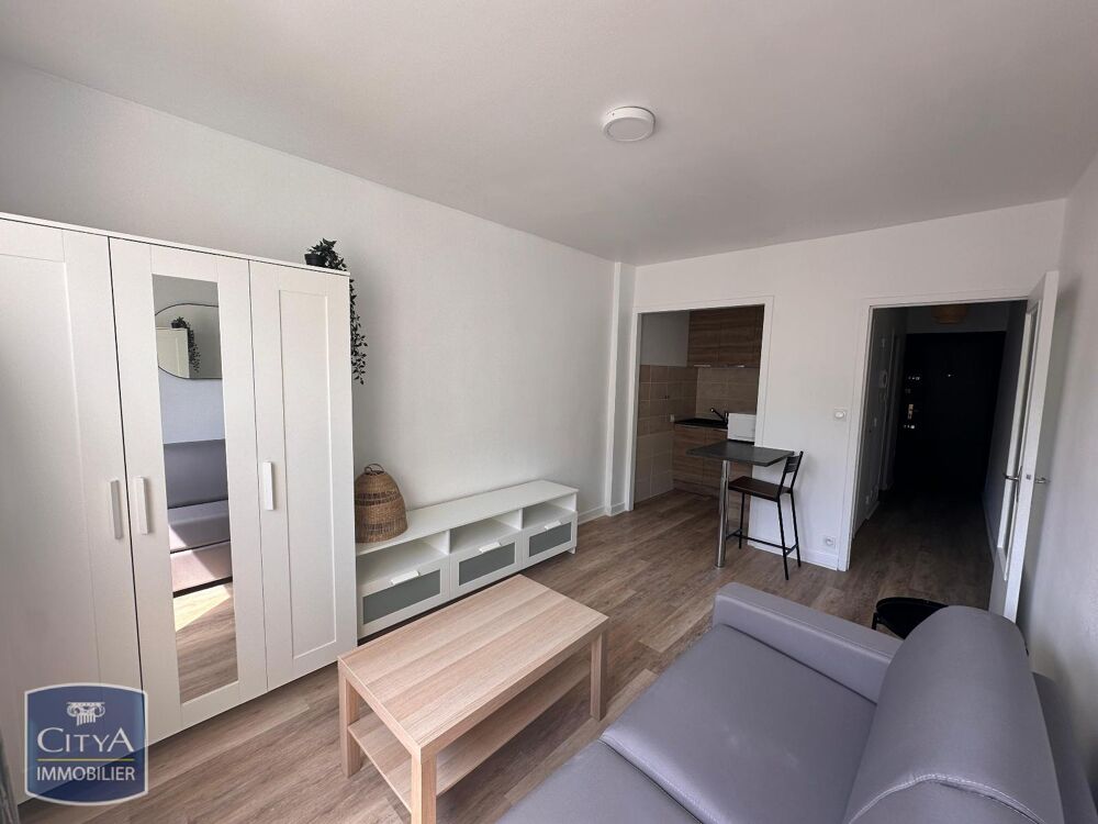 À LOUER - Charmant appartement T1 meublé à Saint-Étienne....